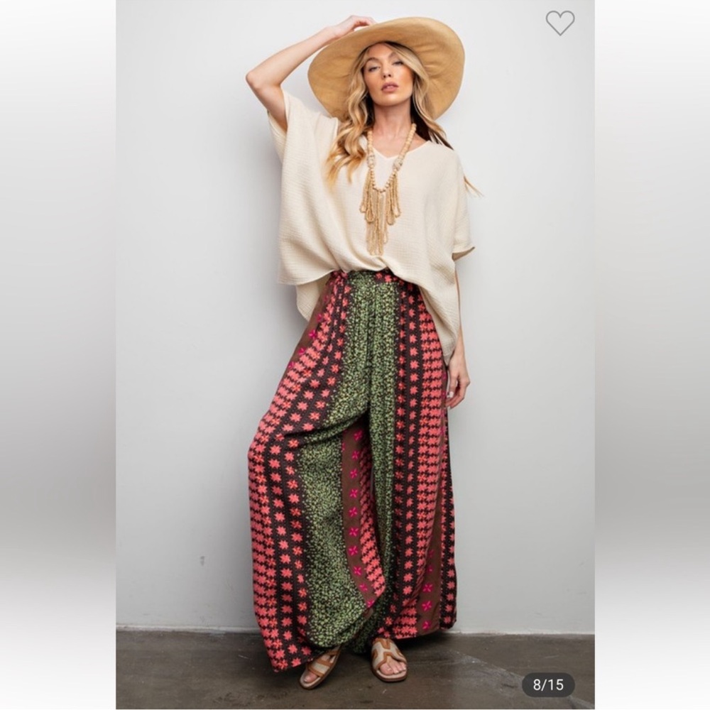Wide-Leg Floral Print Palazzo Pants in Green & Pink - Picture 3 of 7